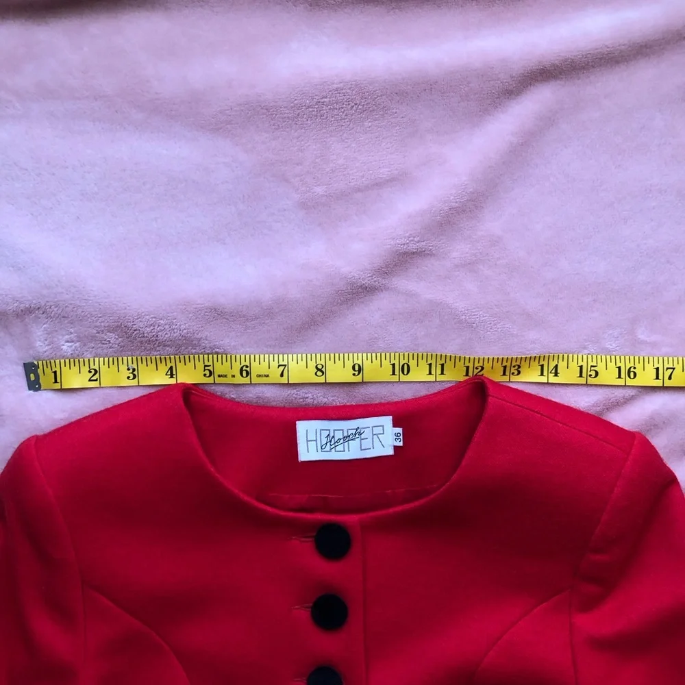 Vintage red coat with lace - Picture 4 of 7